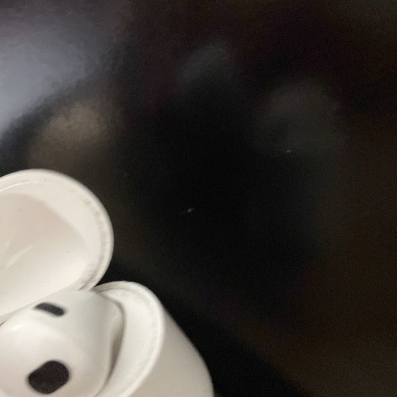 AirPod Gen 3 - Picture 3 of 4